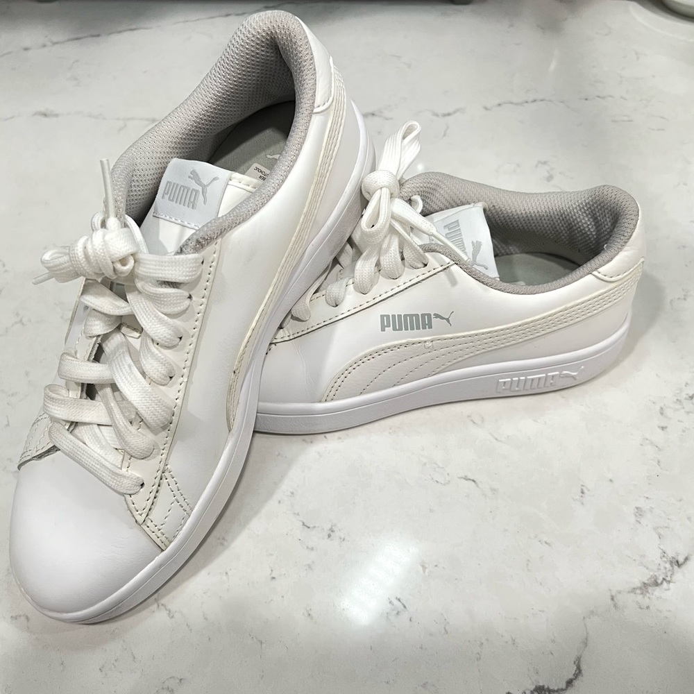 Junior puma shoes size 5.5C